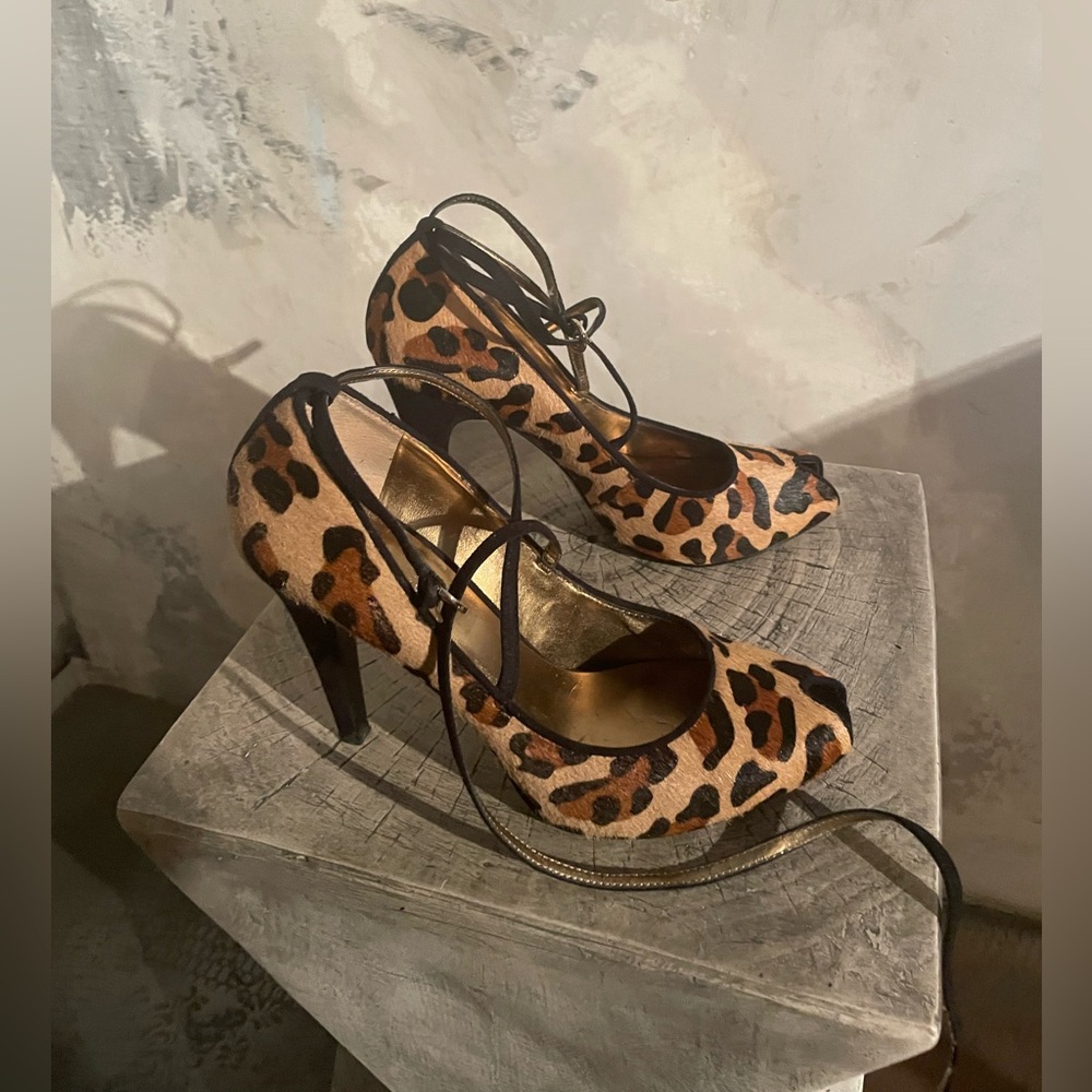 Nine West Animal Print Peep Toe Heels - Picture 4 of 8